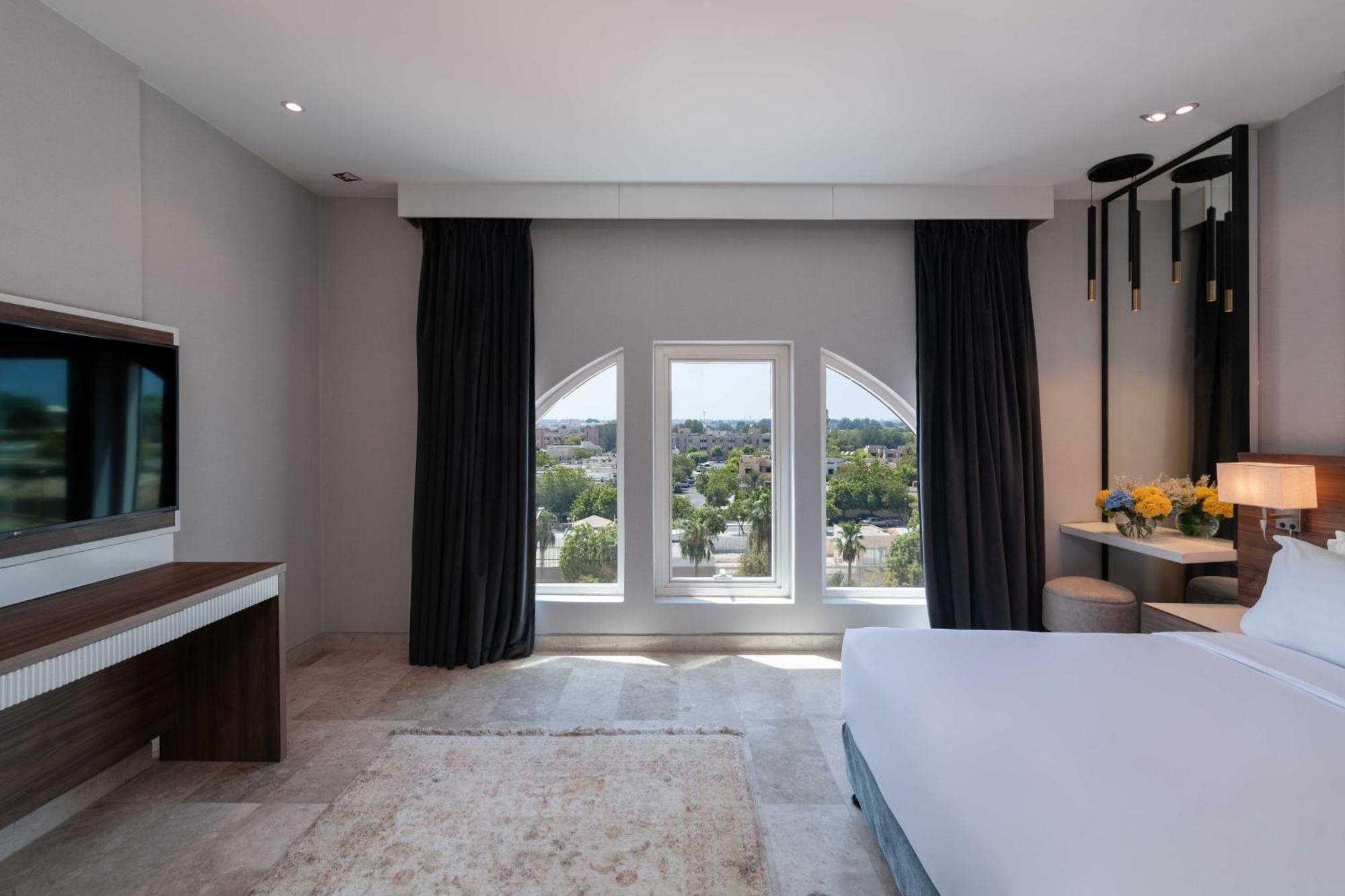 Warwick Al Jubail Hotel Bagian luar foto